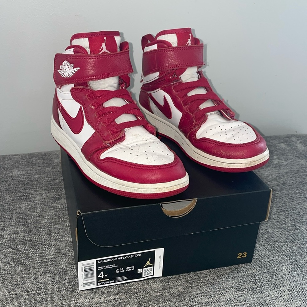 AIR Jordan 1 Hi FlyEase 4Y